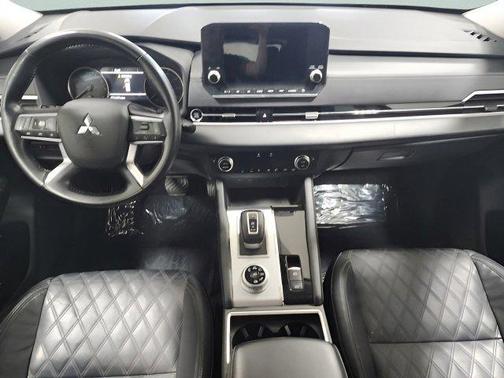 Black Diamond 2022 Mitsubishi Outlander SEL Special Edition S-AWC