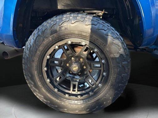2017 Toyota Tacoma SR5