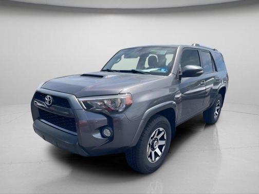Magnetic Gray Metallic 2018 Toyota 4Runner TRD Off Road Premium
