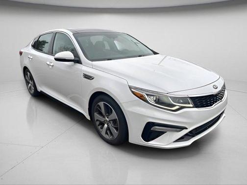 2019 Kia Optima S