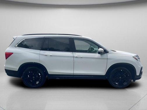 Platinum White Pearl 2021 Honda Pilot 2WD Special Edition