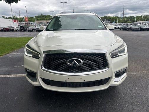 2017 INFINITI QX60 Base