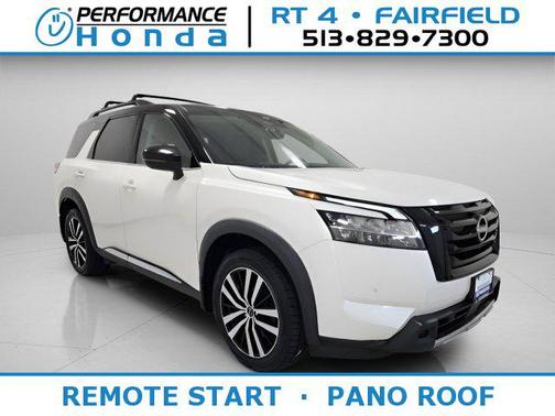 Pearl White Tricoat/Super Black 2023 Nissan Pathfinder Platinum 4WD