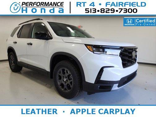 Platinum White Pearl 2025 Honda Pilot TrailSport