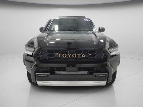 2025 Toyota 4Runner Hybrid Trailhunter