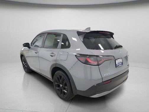 Urban Gray Pearl 2023 Honda HR-V AWD Sport
