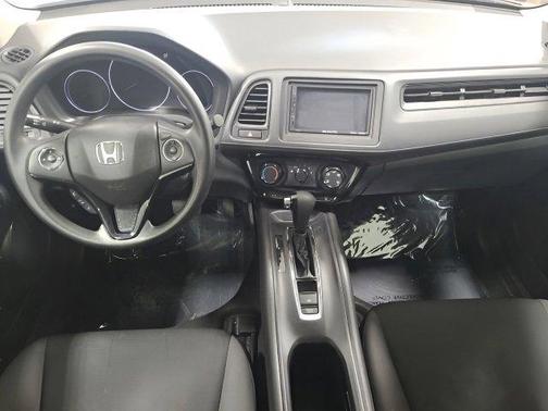 Modern Steel Metallic 2019 Honda HR-V LX