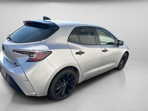 Classic Silver Metallic 2022 Toyota Corolla SE