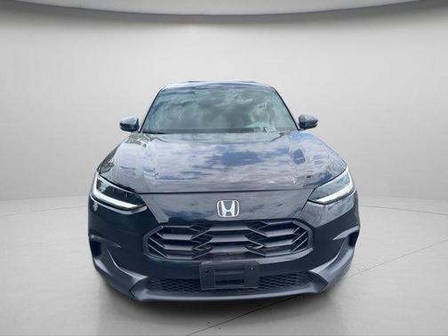 Crystal Black Pearl 2023 Honda HR-V AWD Sport