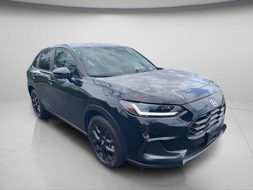 Crystal Black Pearl 2023 Honda HR-V AWD Sport