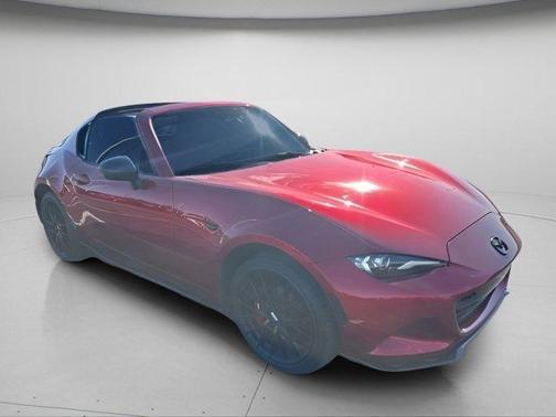 Soul Red Crystal Metallic 2025 Mazda MX-5 Miata RF Club