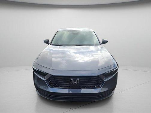 Meteorite Gray Metallic 2026 Honda Accord SE
