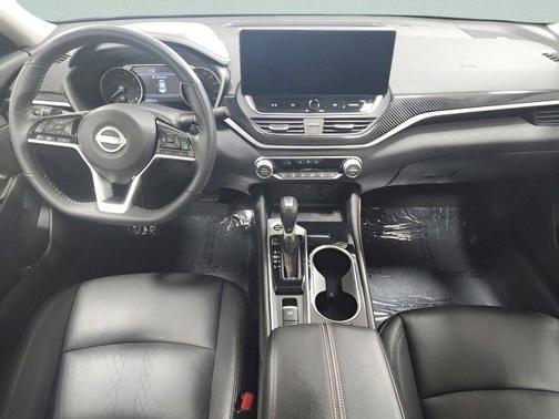 2023 Nissan Altima SR VC-Turbo FWD