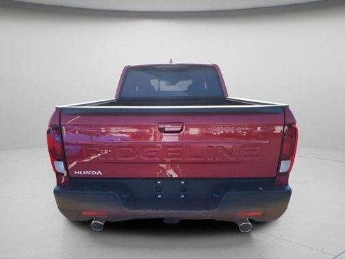 Radiant Red Metallic II 2026 Honda Ridgeline RTL