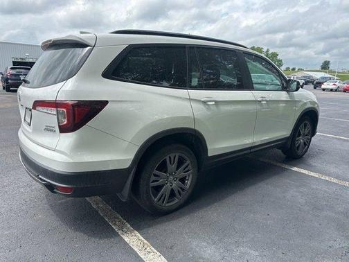 2022 Honda Pilot AWD Sport