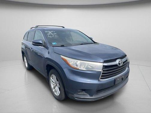 Shoreline Blue Pearl 2016 Toyota Highlander LE Plus