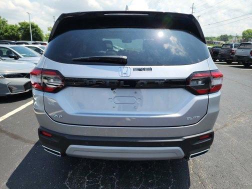 2025 Honda Pilot Elite