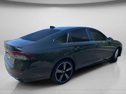 Crystal Black Pearl 2023 Honda Accord Hybrid Sport-L