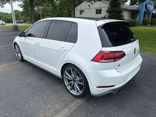 2018 Volkswagen Golf R 2.0T DSG