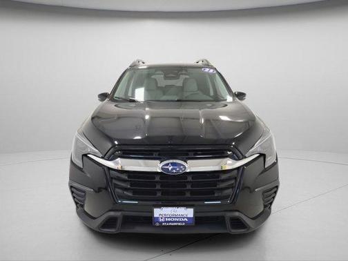Crystal Black Silica 2023 Subaru Ascent Limited 8-Passenger