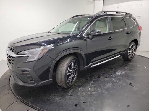 Crystal Black Silica 2023 Subaru Ascent Limited 8-Passenger