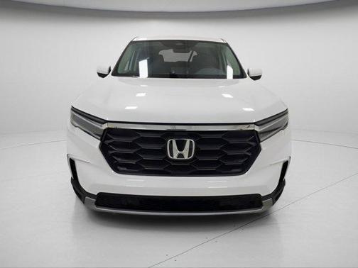 2023 Honda Pilot AWD EX-L 8 Passenger