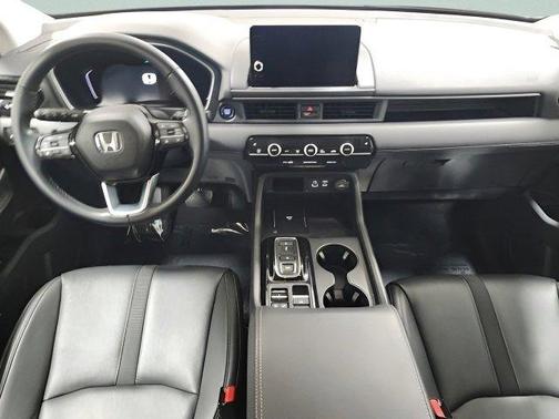 2023 Honda Pilot AWD EX-L 8 Passenger