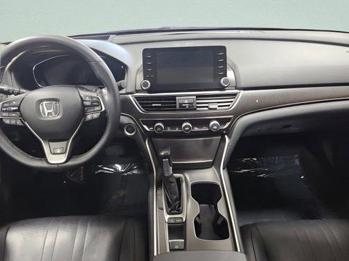 Radiant Red Metallic 2019 Honda Accord Touring 1.5T