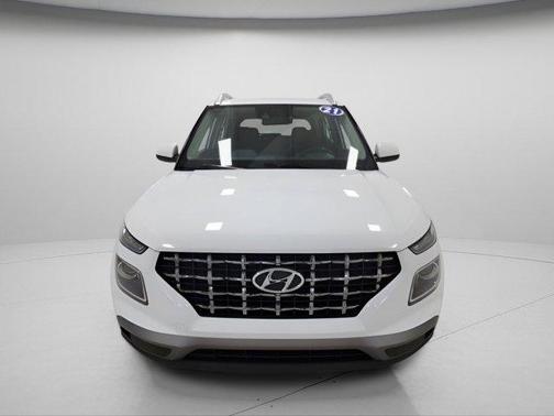 2021 Hyundai VENUE SEL