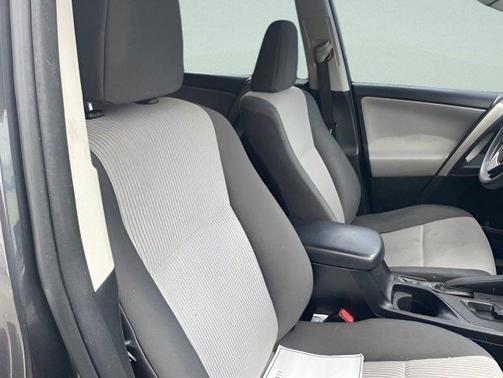 Magnetic Gray Metallic 2014 Toyota RAV4 LE