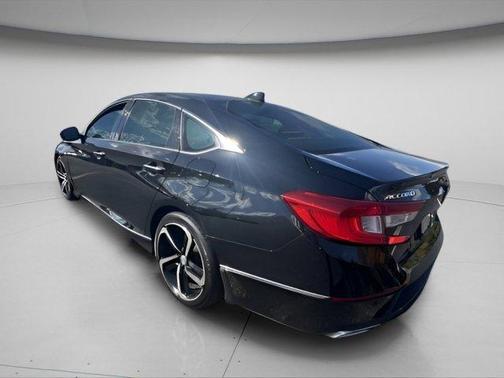 2022 Honda Accord Touring 2.0T