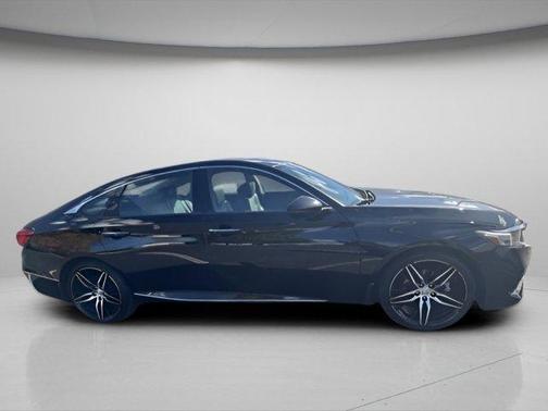 2022 Honda Accord Touring 2.0T