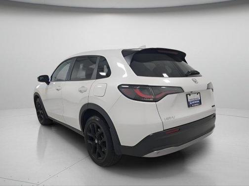 Platinum White Pearl 2024 Honda HR-V Sport