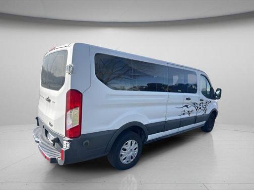 2017 Ford Transit-350 XLT