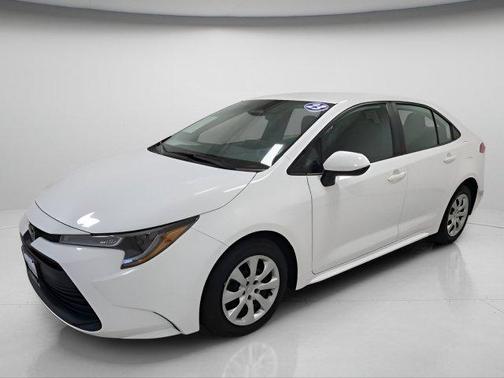 Ice Cap 2023 Toyota Corolla LE