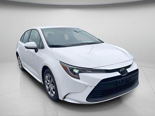 Ice Cap 2023 Toyota Corolla LE