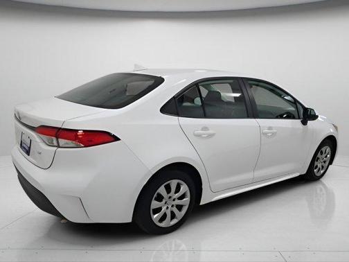 Ice Cap 2023 Toyota Corolla LE