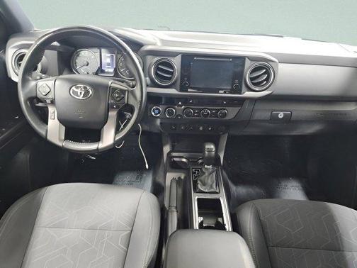 2016 Toyota Tacoma SR