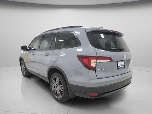 Sonic Gray Pearl 2022 Honda Pilot AWD Sport