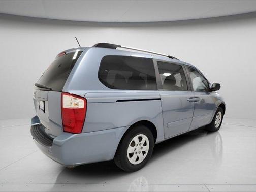 2010 Kia Sedona LX
