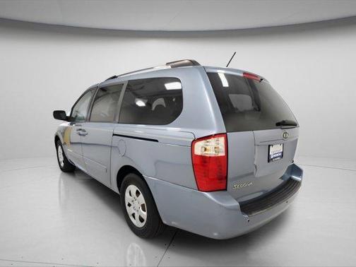 2010 Kia Sedona LX