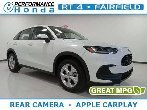 Platinum White Pearl 2023 Honda HR-V LX