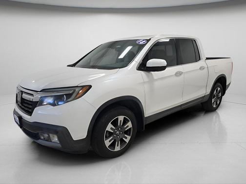 White Diamond Pearl 2018 Honda Ridgeline RTL-E