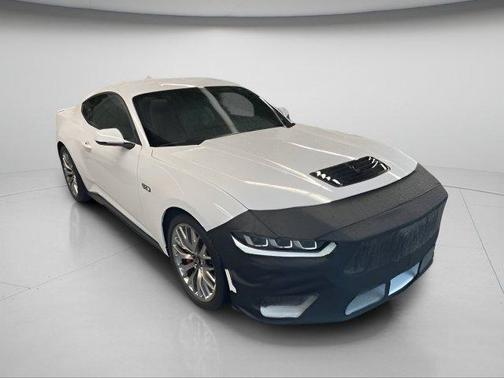 Oxford White 2024 Ford Mustang GT Premium
