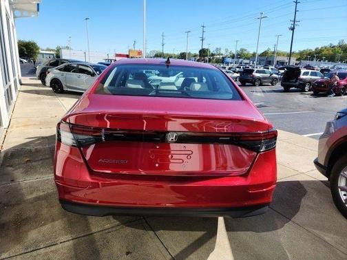 2025 Honda Accord Sport SE 1.5T