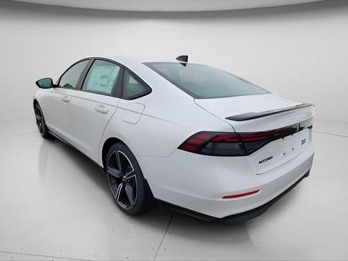 Platinum White Pearl 2026 Honda Accord Hybrid Sport