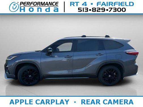 Magnetic Gray Metallic 2023 Toyota Highlander XSE