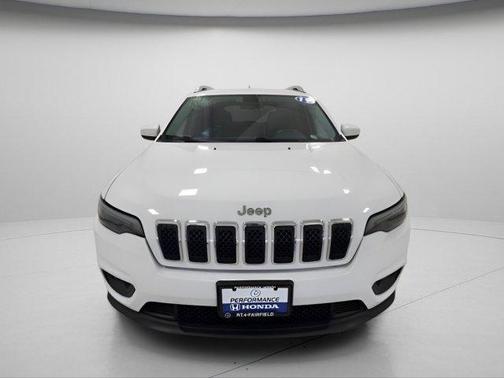 Bright White Clearcoat 2019 Jeep Cherokee Latitude