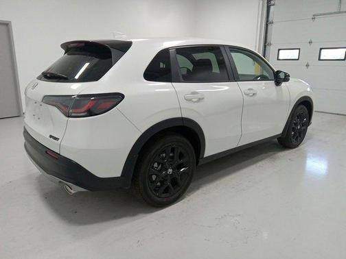 2025 Honda HR-V AWD Sport