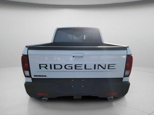 Platinum White Pearl 2026 Honda Ridgeline RTL